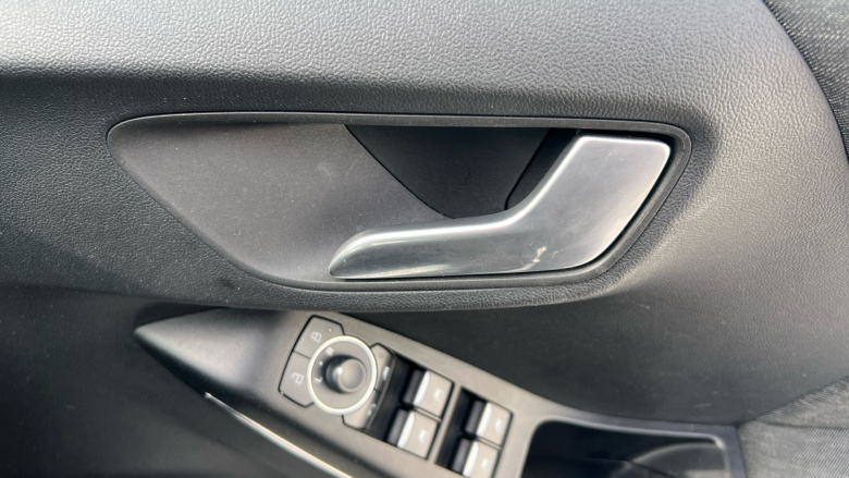 Ford Puma 1.0 EcoBoost Hybrid mHEV Titanium 5dr Petrol Hatchback